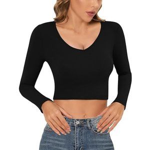 CLOZOZ Long Sleeve Crop Tops for Women Sexy V Neck Long Sleeve. d50